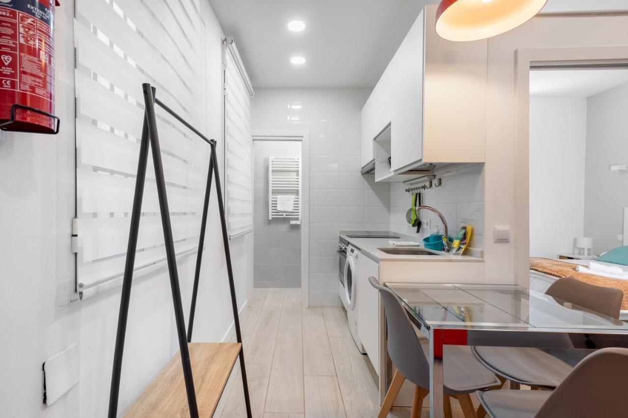 2 Bedrooms 1 Bathroom Furnished - Lavapies - Modern - Mintystay Madryt Zewnętrze zdjęcie