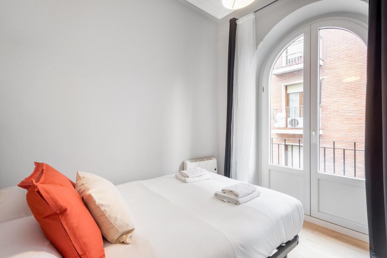 2 Bedrooms 1 Bathroom Furnished - Lavapies - Modern - Mintystay Madryt Zewnętrze zdjęcie